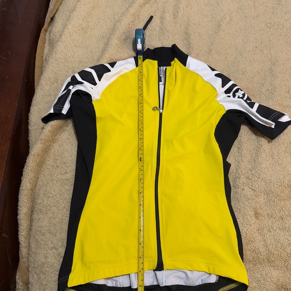 Assos women’s (I think) large bike jersey - Picture 7 of 10